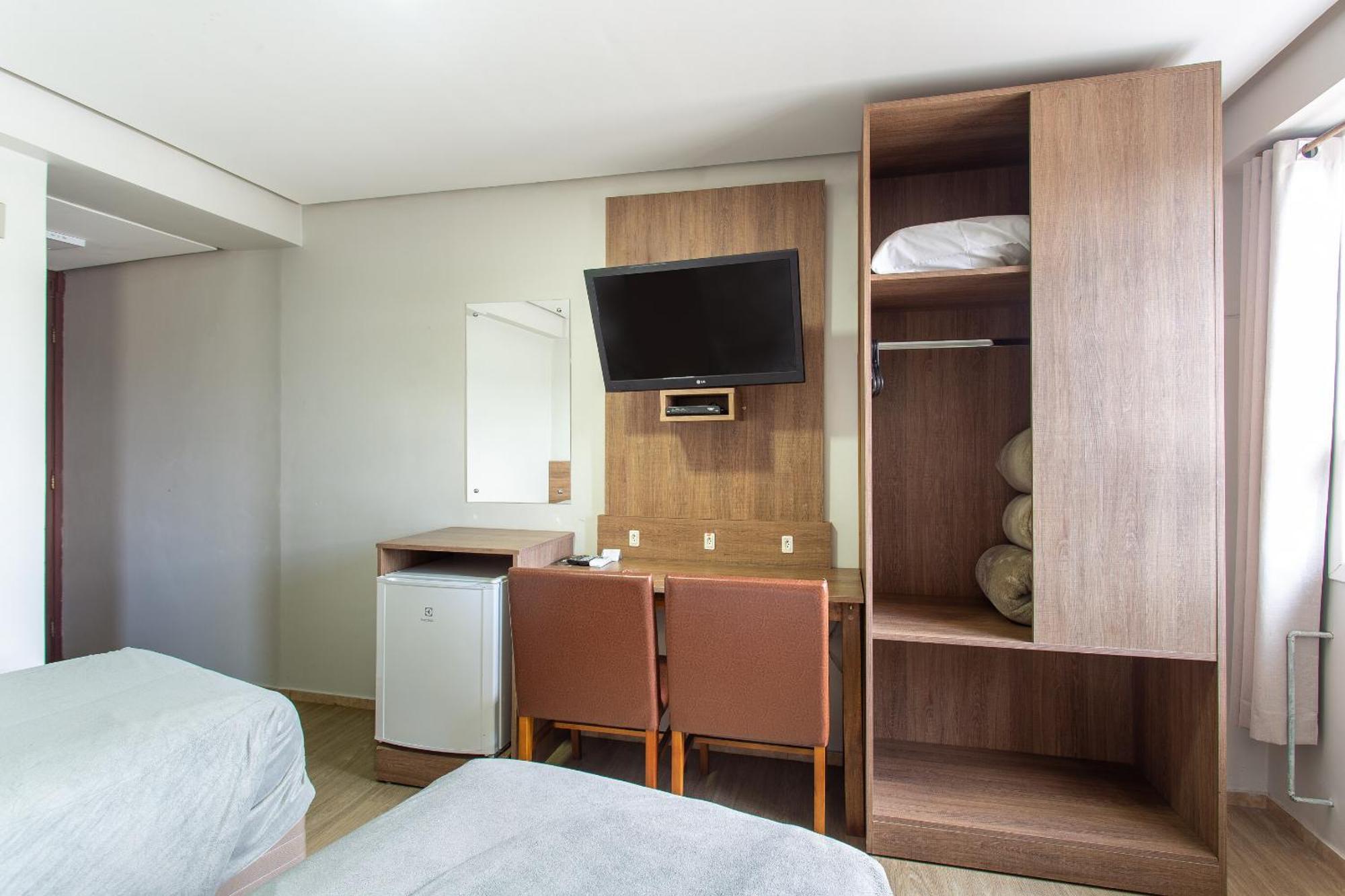 Hotel Dom Rafael Executivo Санта Мария Екстериор снимка