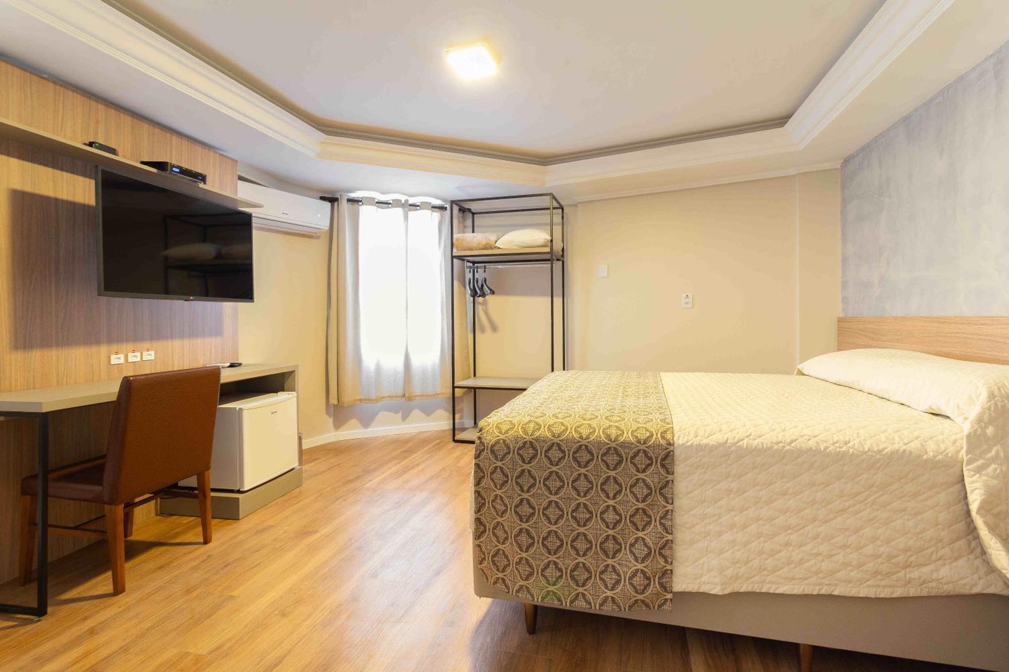 Hotel Dom Rafael Executivo Санта Мария Екстериор снимка