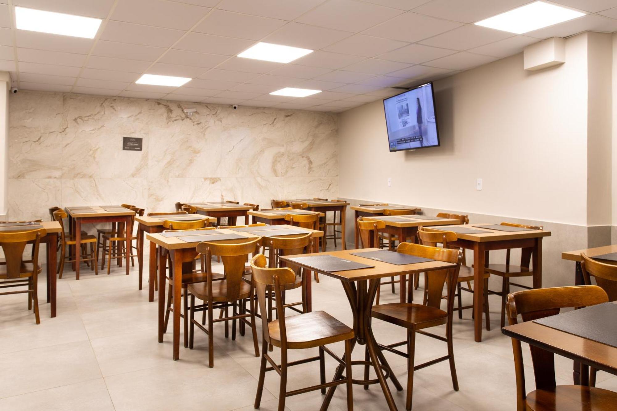 Hotel Dom Rafael Executivo Санта Мария Екстериор снимка